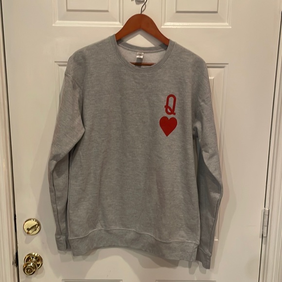 Tultex Tops - New queen of hearts sweatshirt